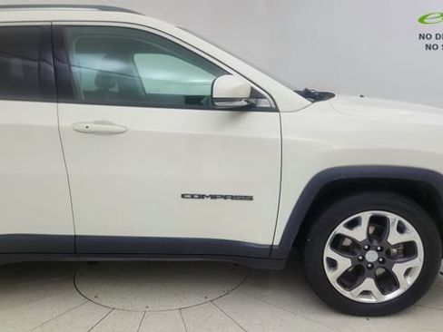Used 2019 Jeep Compass Limited FWD image 8