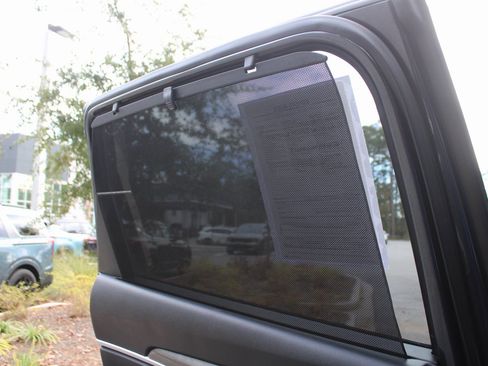 Used 2020 Kia Telluride SX w/ SX Prestige Package image 28