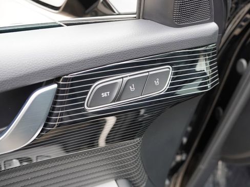 Used 2024 Hyundai Palisade Calligraphy image 24