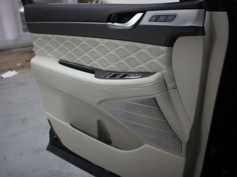 Used 2020 Hyundai Palisade Limited image 19