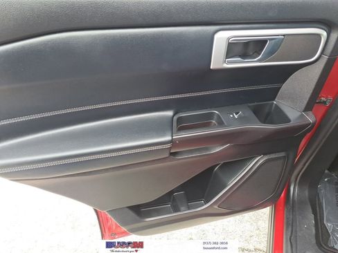 Used 2020 Ford Explorer XLT w/ Equipment Group 202A image 14