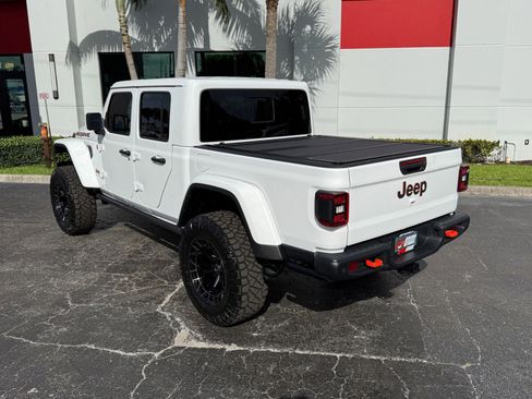 Used 2024 Jeep Gladiator Mojave image 17