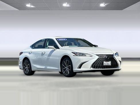 Certified 2025 Lexus ES 350 w/ Premium Package FWD image 6