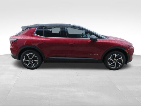 New 2026 Chevrolet Equinox EV LT image 6