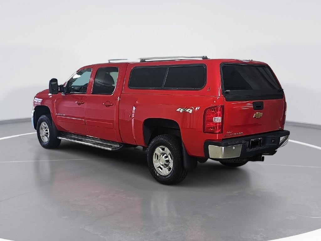 Used 2008 Chevrolet Silverado 2500 LTZ w/ Safety Package AWD/4WD image 6
