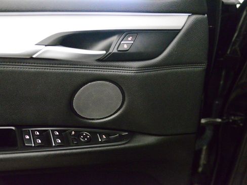 Used 2016 BMW X5 xDrive40e image 28