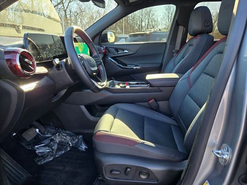 Used 2025 Chevrolet Equinox RS image 22