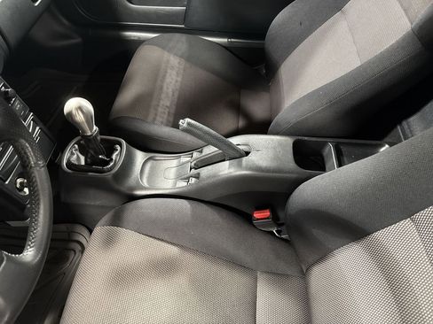 Used 2003 Toyota MR2 image 26