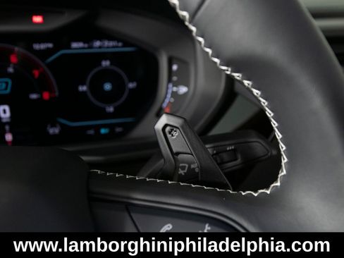 Used 2025 Lamborghini Urus S AWD/4WD image 19
