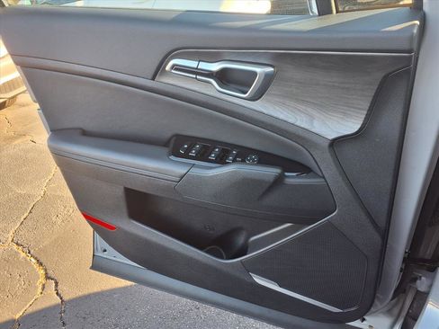 Used 2025 Kia Sportage X-Line image 21