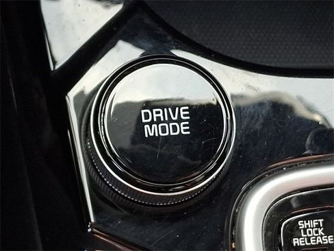 Used 2021 Kia Seltos EX image 24