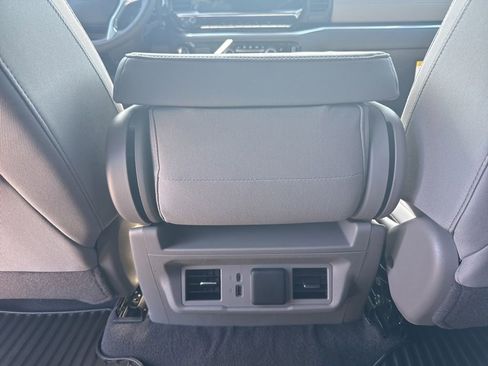New 2026 Chevrolet Silverado 1500 RST AWD/4WD image 12
