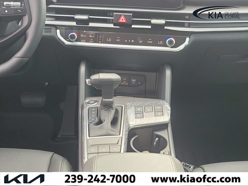 New 2026 Kia Sportage SX FWD image 19