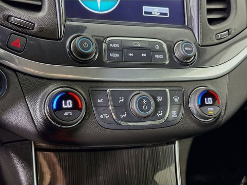 Used 2019 Chevrolet Impala LT image 6