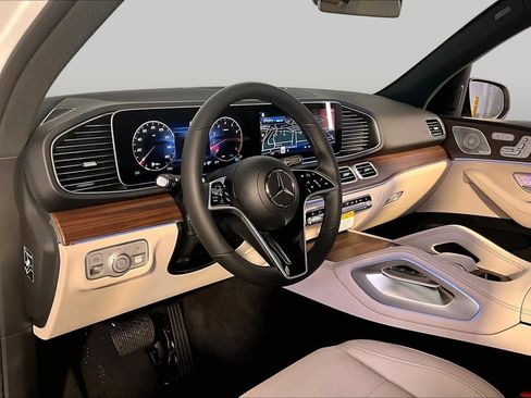 New 2026 Mercedes-Benz GLE 350 4MATIC image 9