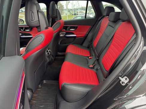 Used 2024 Mercedes-Benz GLC 43 AMG 4MATIC image 11