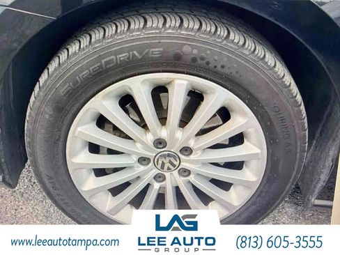 Used 2016 Volkswagen Passat 1.8T SE image 4