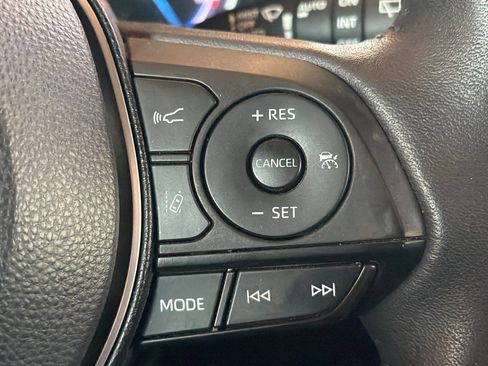 Used 2022 Toyota RAV4 XSE AWD/4WD image 34