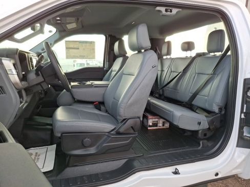 Used 2024 Ford F350 XL w/ Snow Plow Prep Package image 19