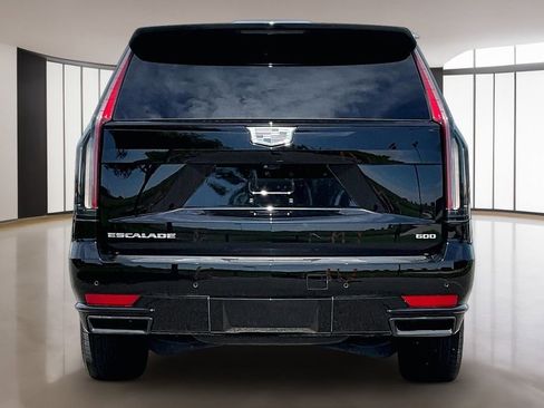 Certified 2023 Cadillac Escalade Sport Platinum AWD/4WD image 4