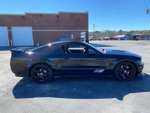 Used 2007 Ford Mustang GT RWD image 6