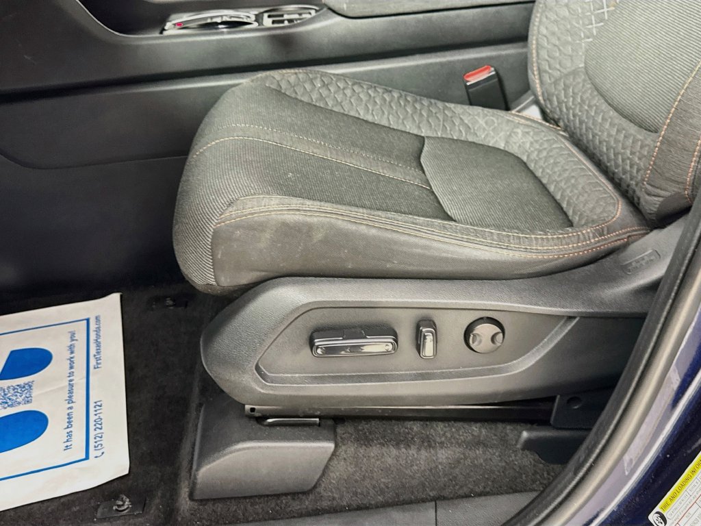 Used 2023 Honda Pilot Sport image 23