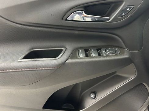 Certified 2024 Chevrolet Equinox RS AWD/4WD image 17