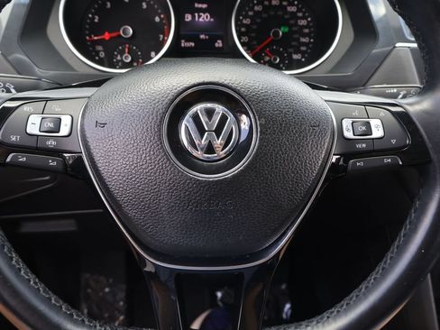 Used 2019 Volkswagen Tiguan SE w/ Panoramic Sunroof Package FWD image 21