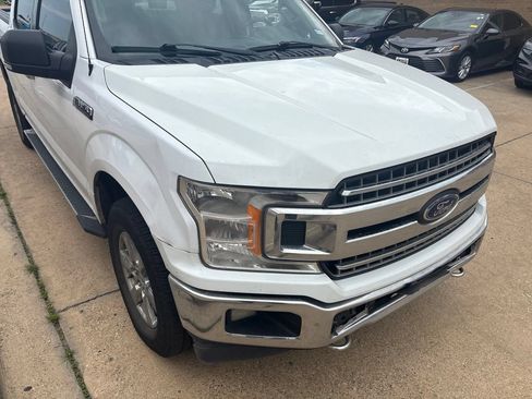 Used 2018 Ford F150 XLT w/ Equipment Group 302A Luxury AWD/4WD image 9