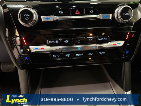 Certified 2023 Ford Explorer Platinum w/ Technology Package AWD/4WD image 15