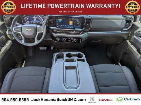 Used 2024 Chevrolet Silverado 1500 LT AWD/4WD image 18