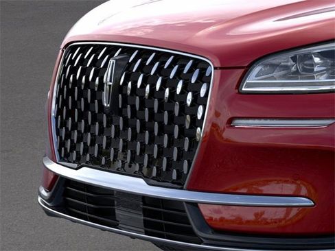 New 2025 Lincoln Corsair Reserve image 17