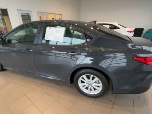 Used 2025 Toyota Camry LE FWD image 7