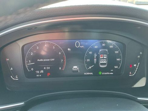 Used 2024 Honda Civic Touring image 17