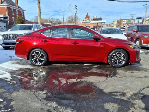 Used 2024 Nissan Sentra SV w/ All-Weather Package image 4