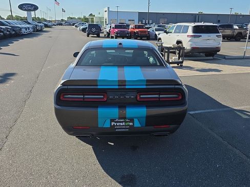 Used 2017 Dodge Challenger R/T w/ Sound Group RWD image 9