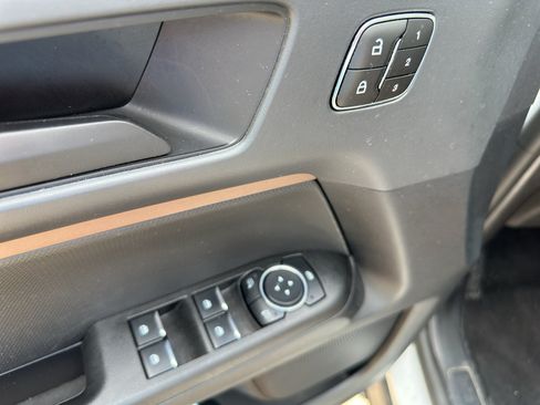 Used 2023 Ford Bronco Sport Outer Banks w/ Tech Package AWD/4WD image 19
