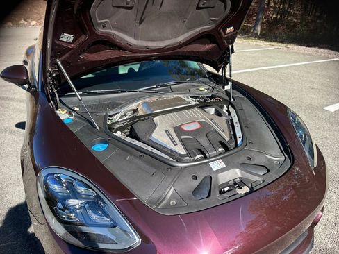 Used 2023 Porsche Panamera GTS image 38