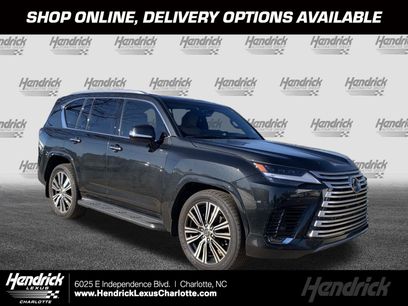 Used 2024 Lexus LX 600 4WD w/ Luxury Package