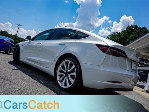 Used 2019 Tesla Model 3 Mid Range RWD image 4