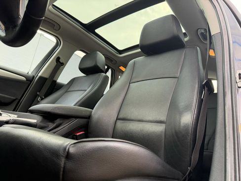 Used 2013 BMW X1 xDrive28i image 11