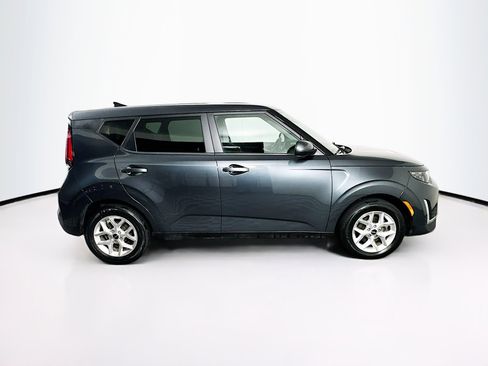 Used 2025 Kia Soul LX w/ LX Technology Package image 10