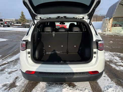 New 2026 Jeep Compass Limited image 13