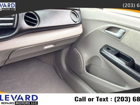 Used 2013 Honda Insight EX image 13