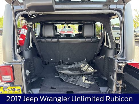 Used 2017 Jeep Wrangler Unlimited Rubicon w/ Cold Weather Group AWD/4WD image 19