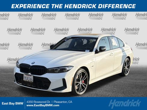 Certified 2023 BMW 330e 330e w/ M Sport Package image 1