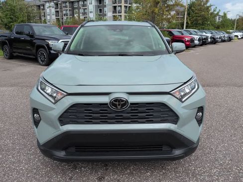 Certified 2020 Toyota RAV4 XLE w/ XLE Grade Weather Package AWD/4WD image 9