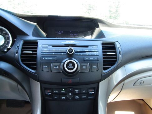 Used 2009 Acura TSX Sedan FWD image 23