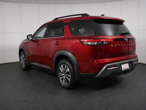 New 2026 Nissan Pathfinder SL AWD/4WD image 6