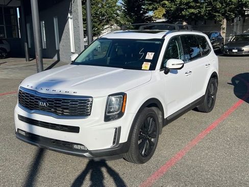 Used 2021 Kia Telluride SX w/ Towing Package FWD image 3